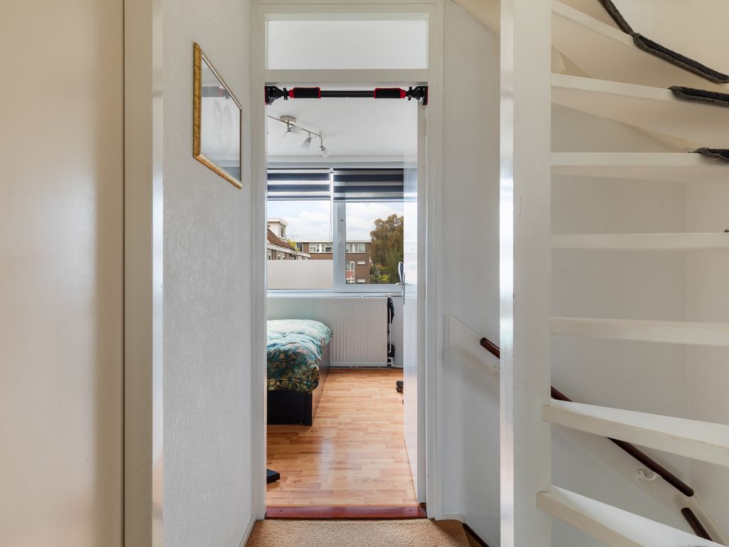 Sagiusstraat 72, Pernis