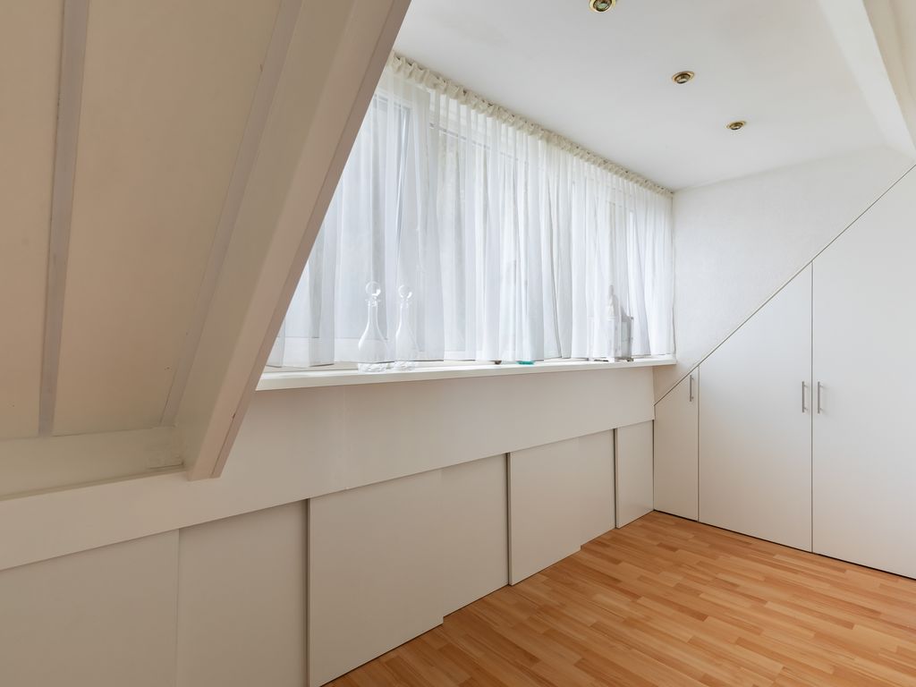 Sagiusstraat 72, Pernis