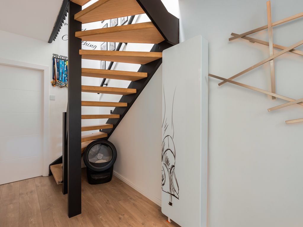 Kardoenhof 57, Hoogvliet