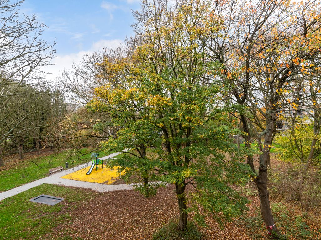 Kardoenhof 57, Hoogvliet