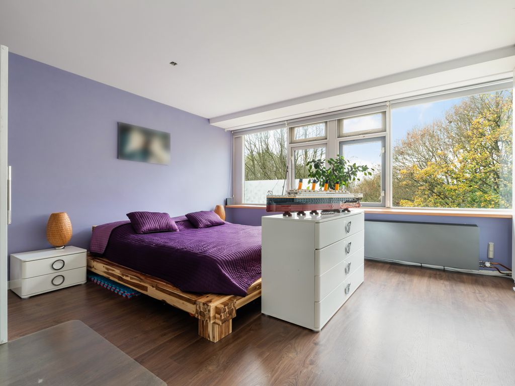 Kardoenhof 57, Hoogvliet