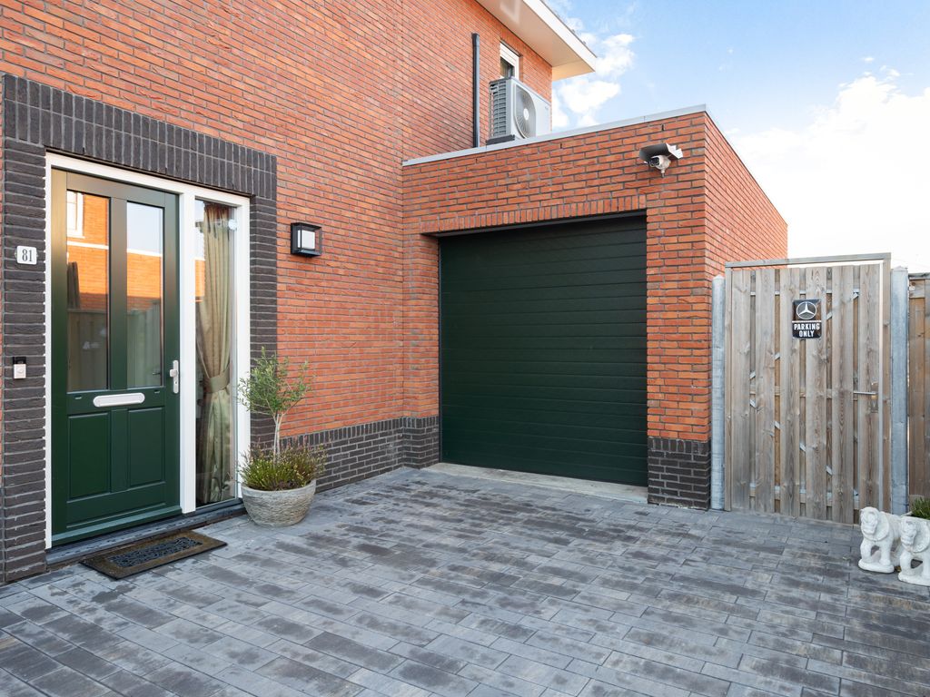 Vermaetweg 81, Pernis