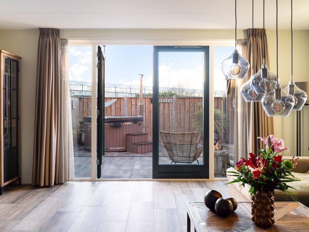 Vermaetweg 81, Pernis