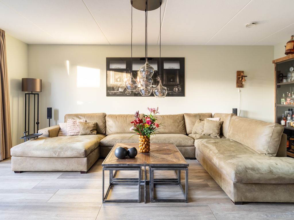 Vermaetweg 81, Pernis