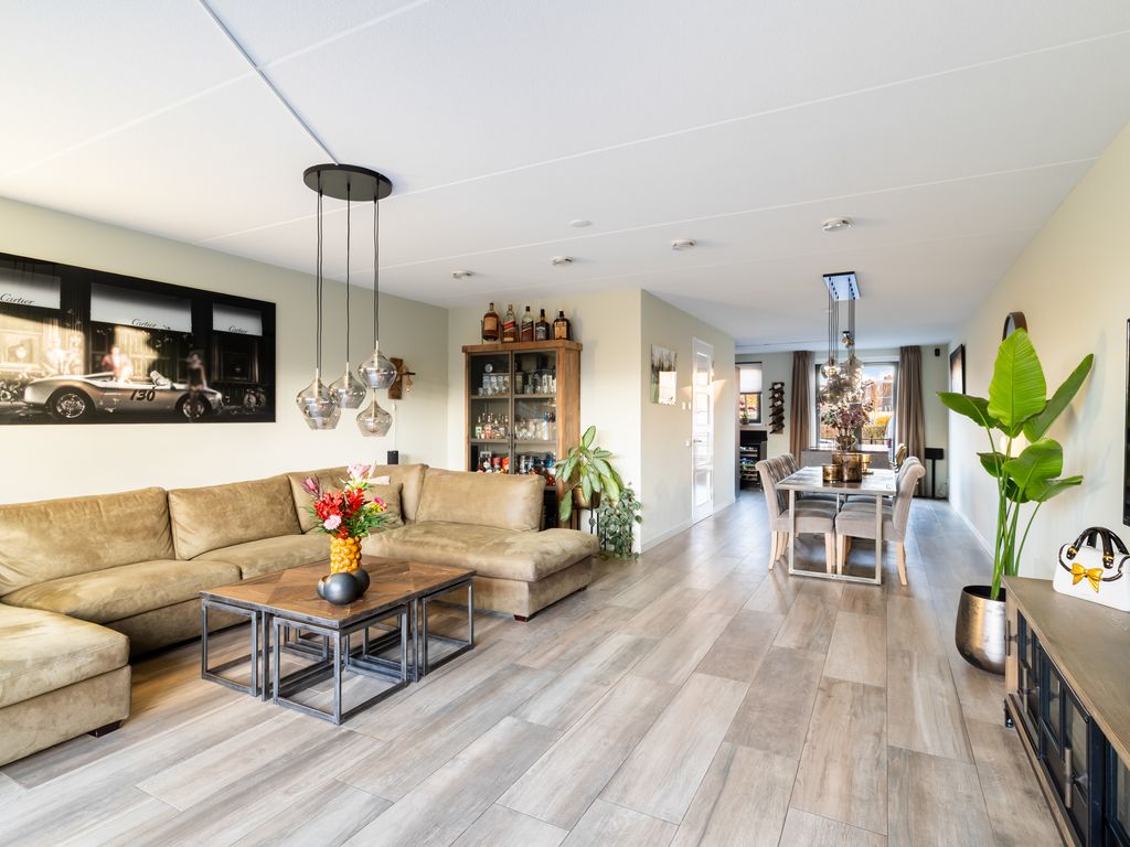 Vermaetweg 81, Pernis