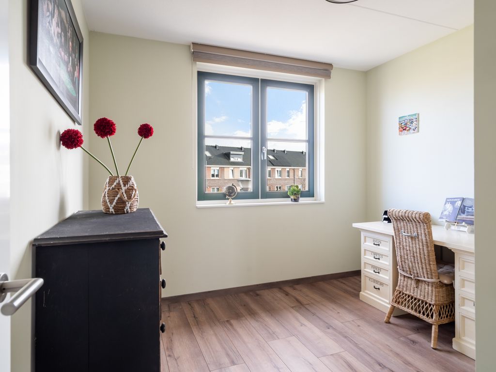 Vermaetweg 81, Pernis