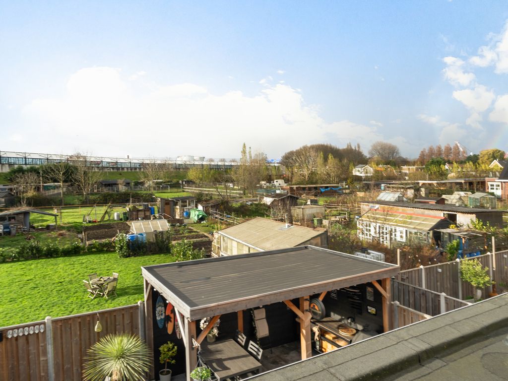 Vermaetweg 81, Pernis