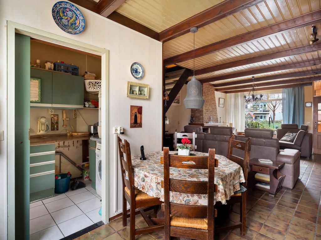 Paradijsvogelhoek 30, Spijkenisse