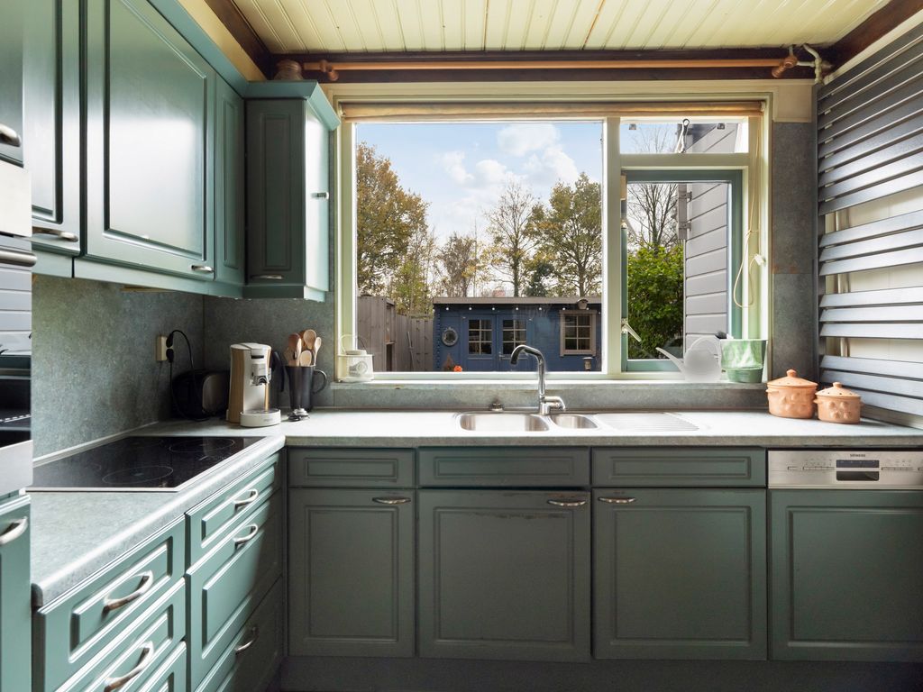 Paradijsvogelhoek 30, Spijkenisse