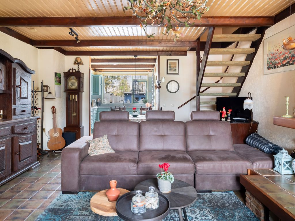 Paradijsvogelhoek 30, Spijkenisse