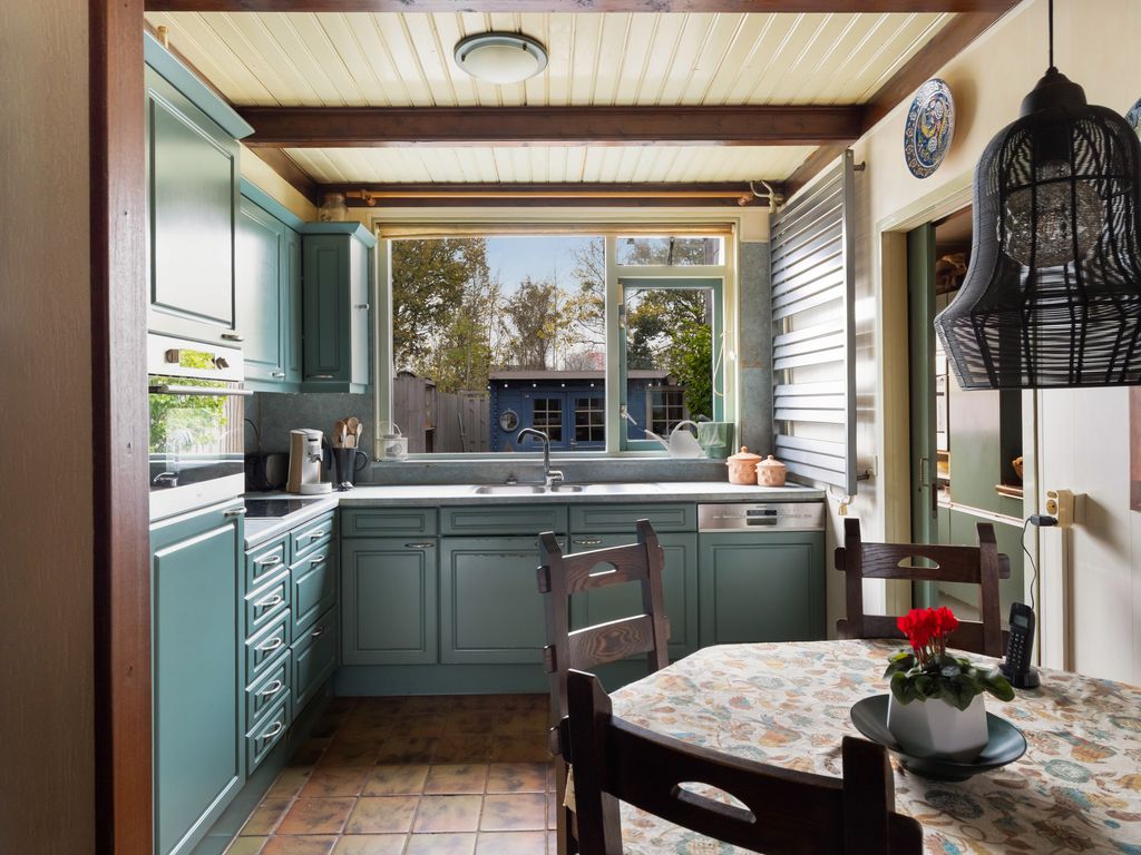 Paradijsvogelhoek 30, Spijkenisse