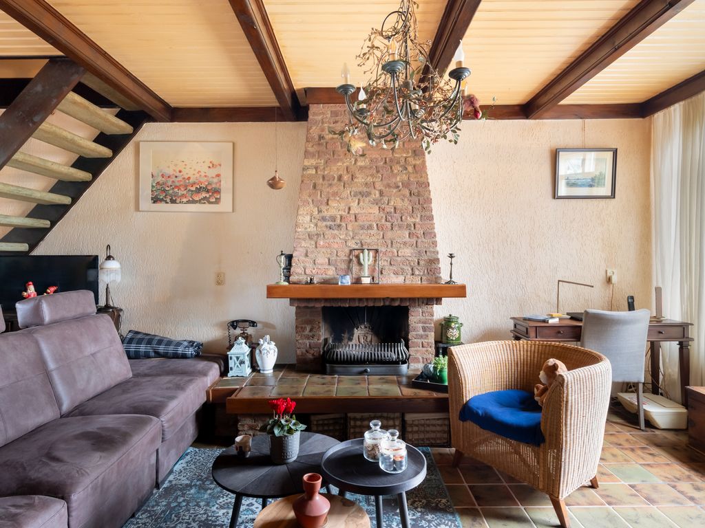 Paradijsvogelhoek 30, Spijkenisse