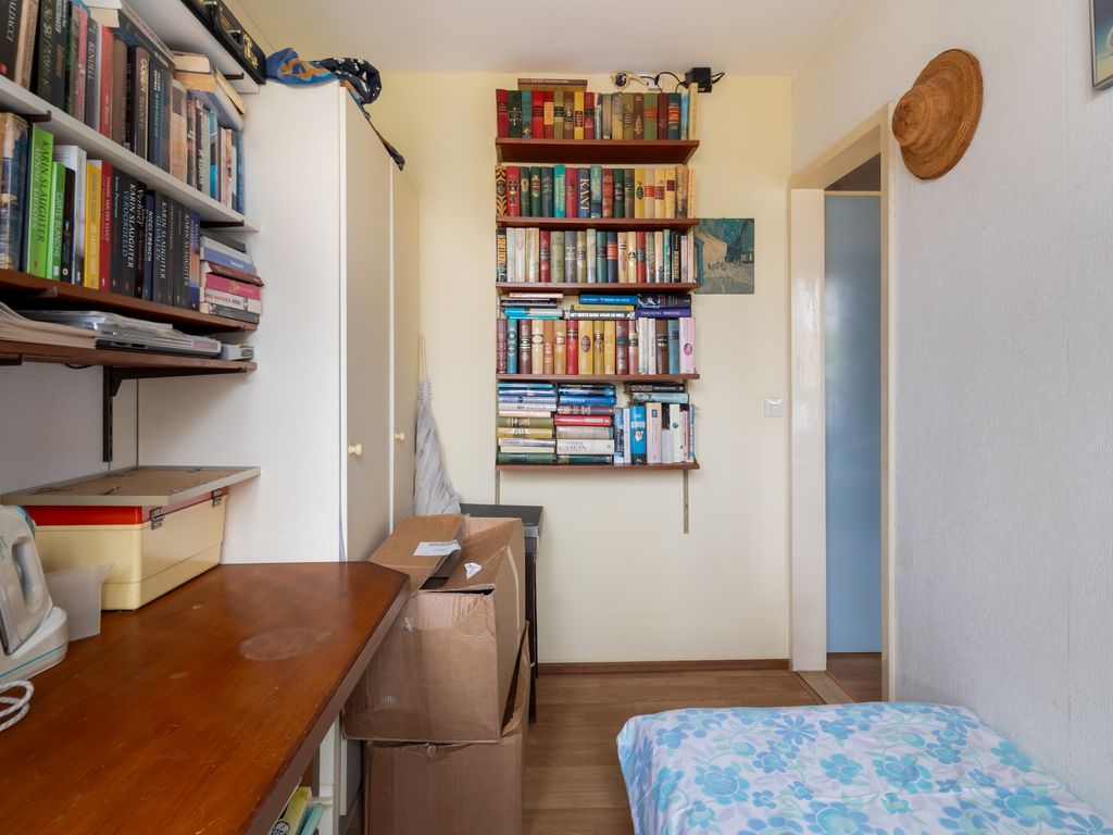 Paradijsvogelhoek 30, Spijkenisse