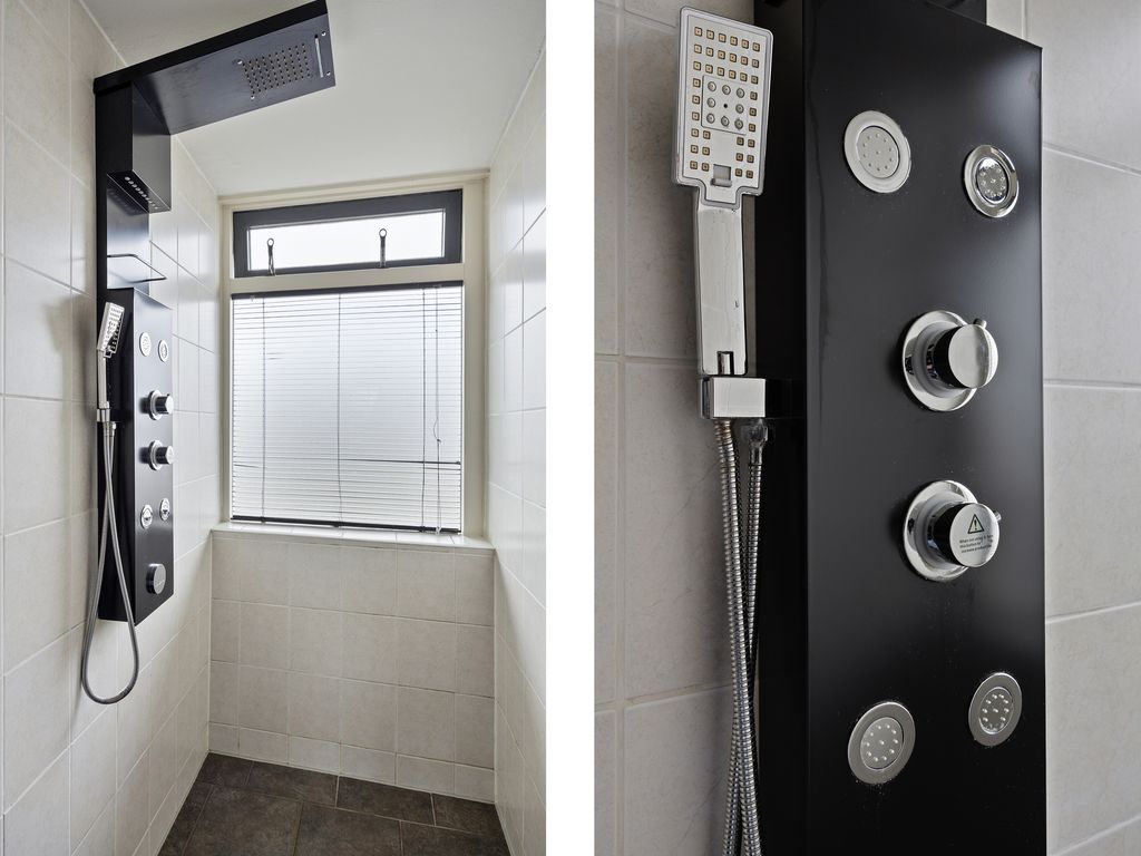 Madroelstraat 14, Pernis