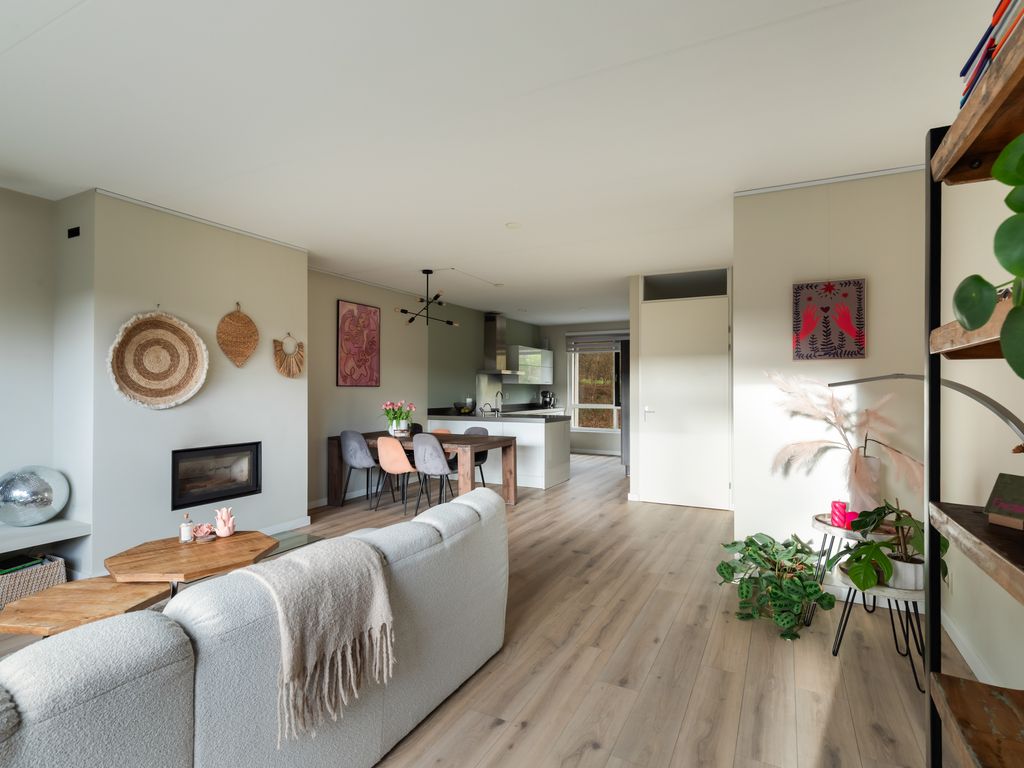 Langebakkersoord 40, Hoogvliet