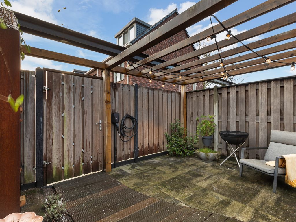 Langebakkersoord 40, Hoogvliet