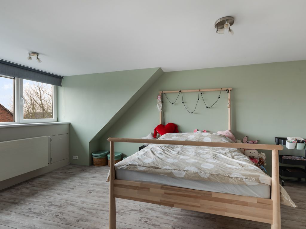 Langebakkersoord 40, Hoogvliet