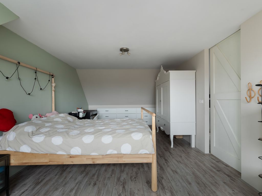 Langebakkersoord 40, Hoogvliet