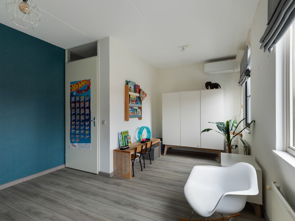 Langebakkersoord 40, Hoogvliet