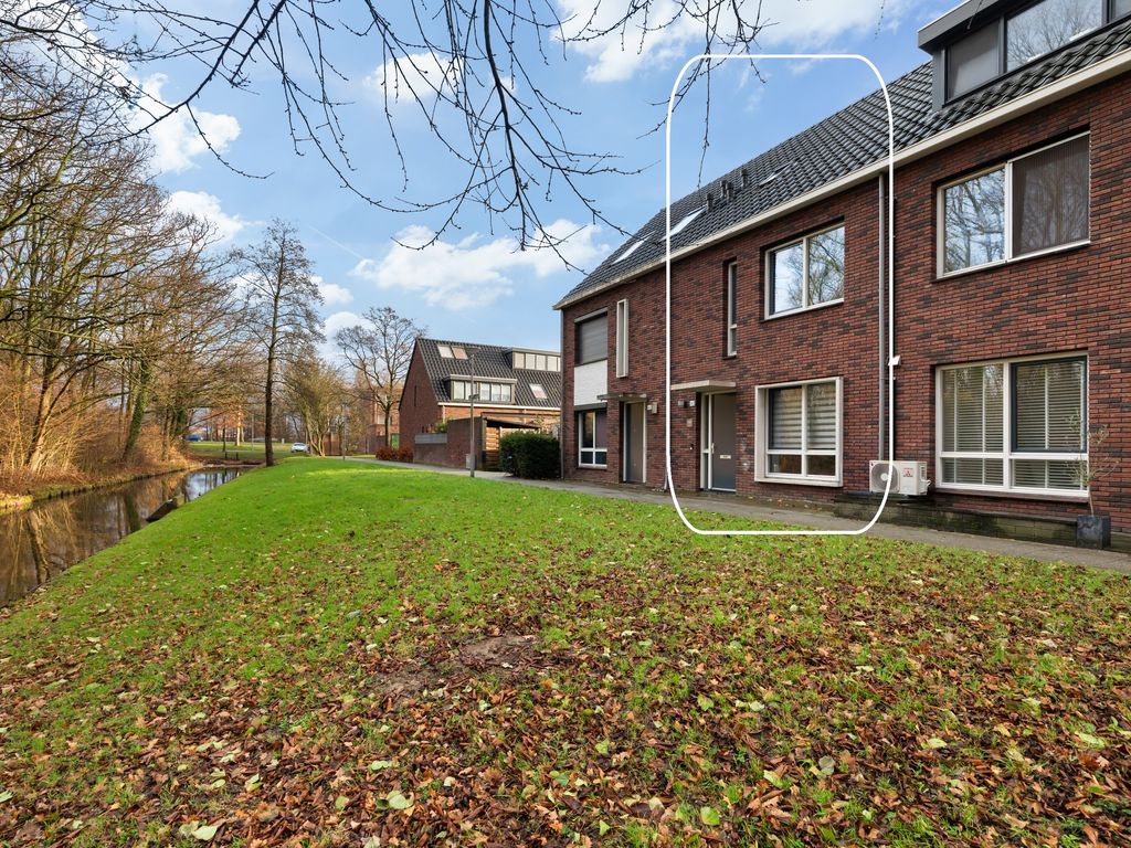Langebakkersoord 40, Hoogvliet
