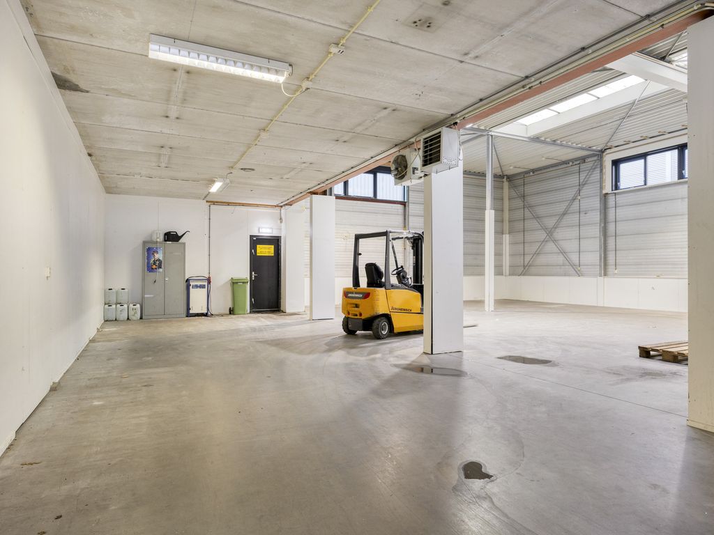 Tinnegieterstraat 7, Hoogvliet