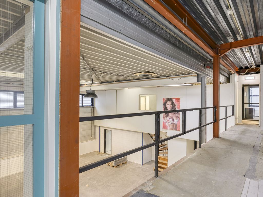 Tinnegieterstraat 7, Hoogvliet