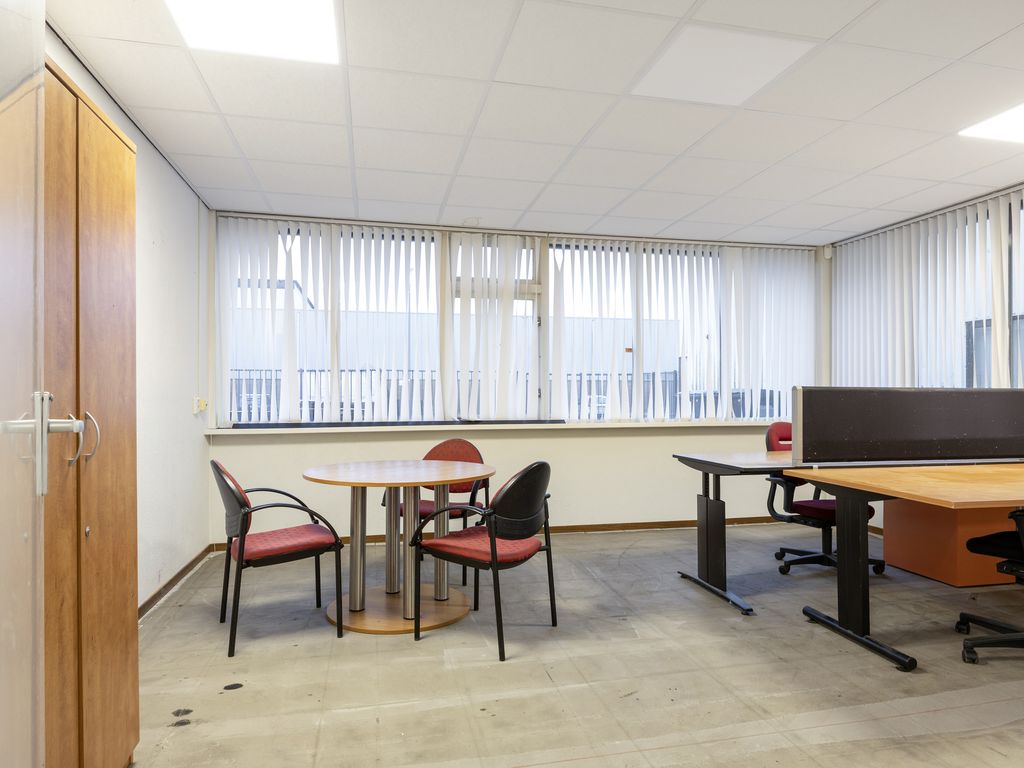 Tinnegieterstraat 7, Hoogvliet