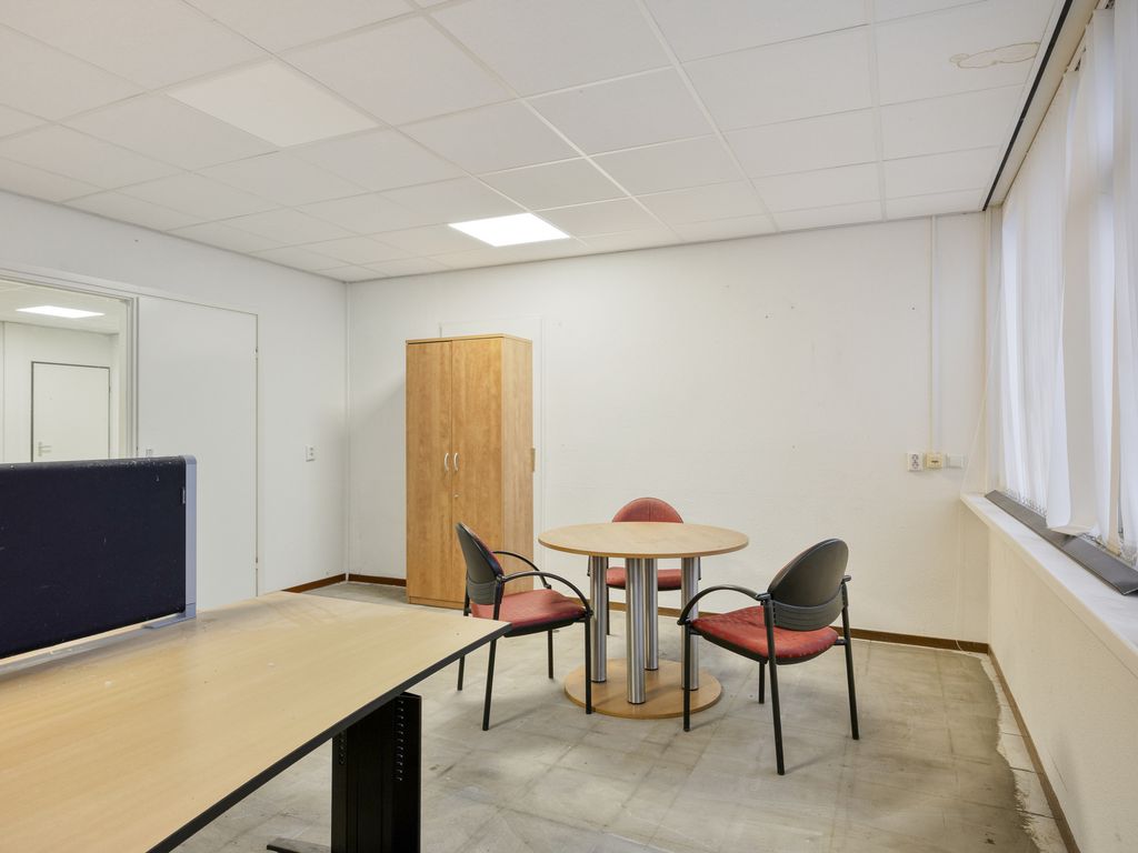 Tinnegieterstraat 7, Hoogvliet