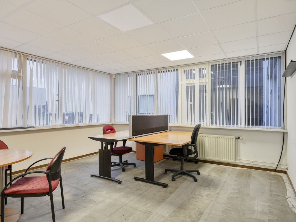 Tinnegieterstraat 7, Hoogvliet