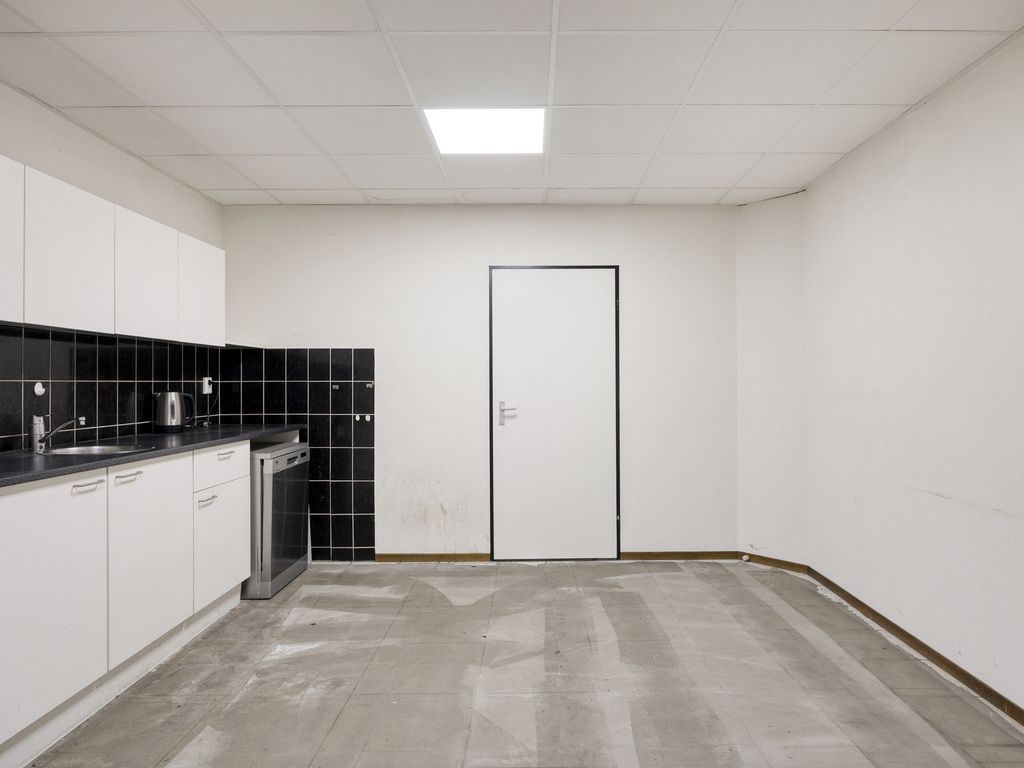 Tinnegieterstraat 7, Hoogvliet