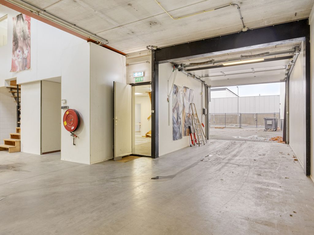 Tinnegieterstraat 7, Hoogvliet