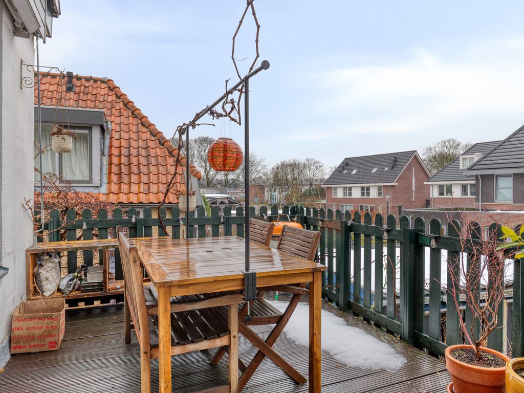 Pastoriedijk 296, Pernis