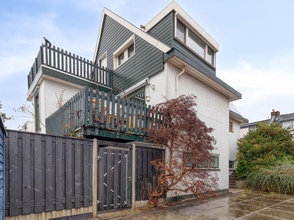 Pastoriedijk 296, Pernis