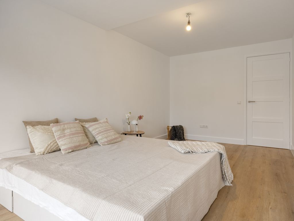 Dorpsstraat 6, Poortugaal