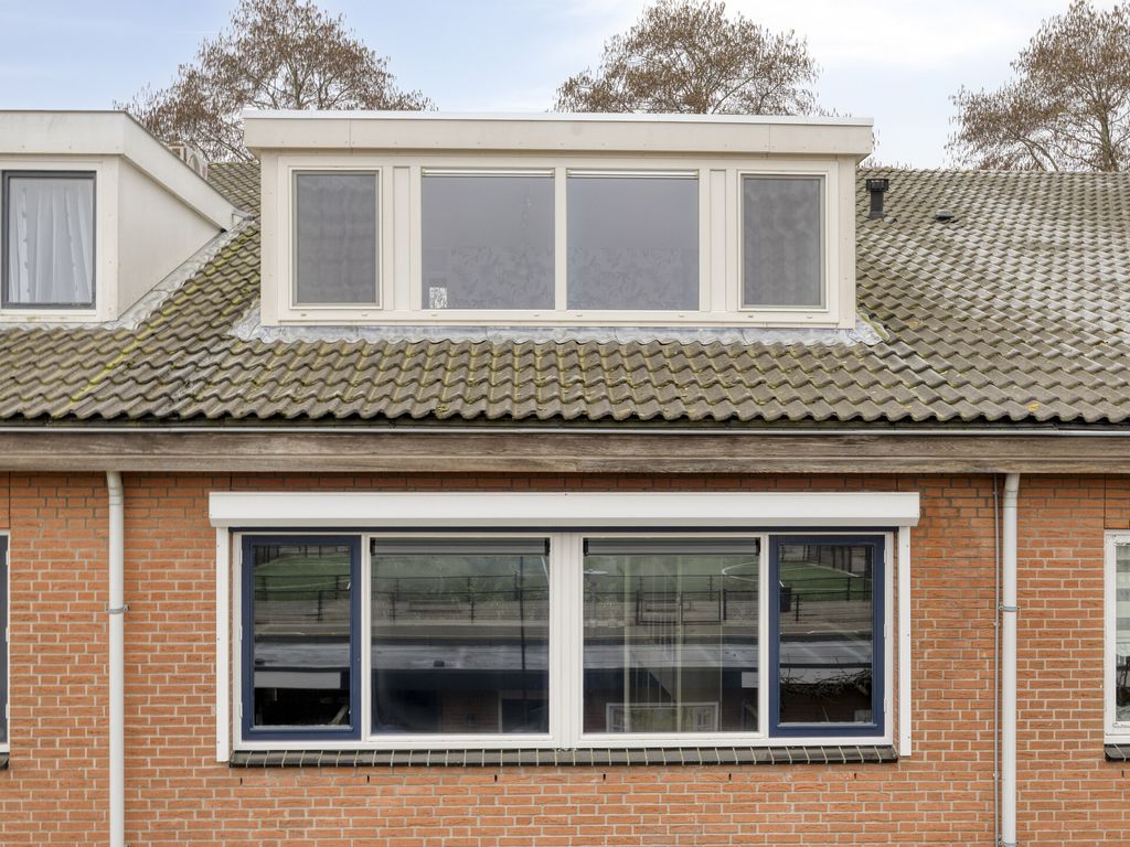 Nieuwe Wetering 259, Hoogvliet