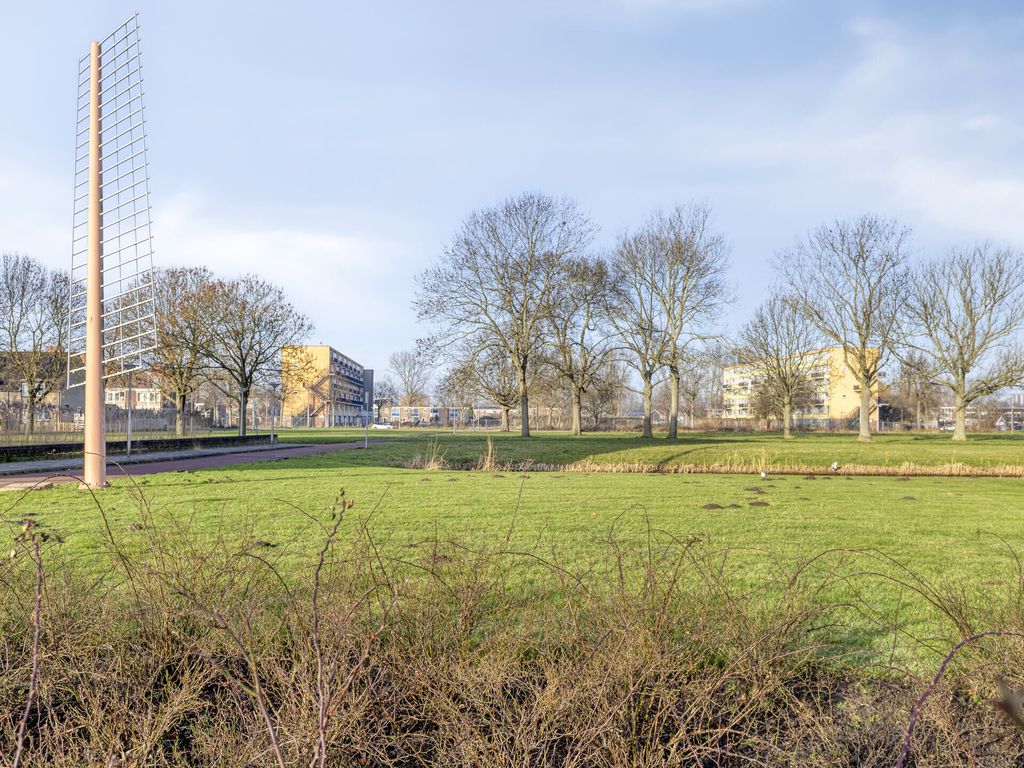 Nieuwe Wetering 259, Hoogvliet