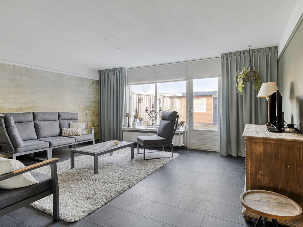 Nieuwe Wetering 259, Hoogvliet