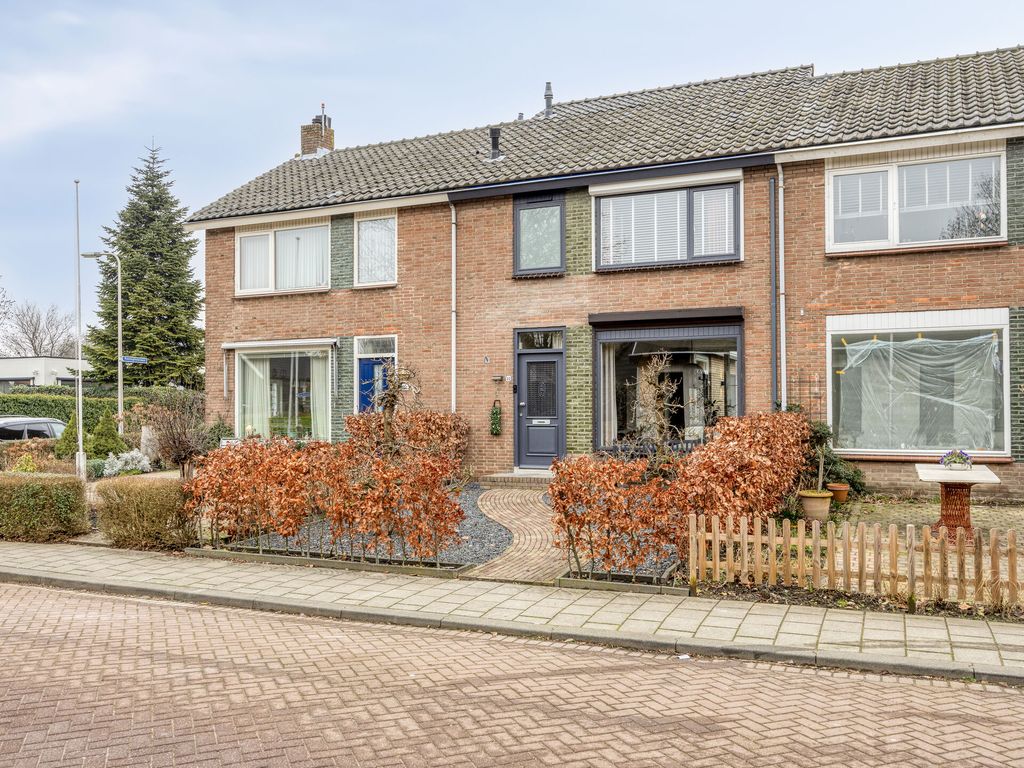 Kerkstraat 24, Poortugaal