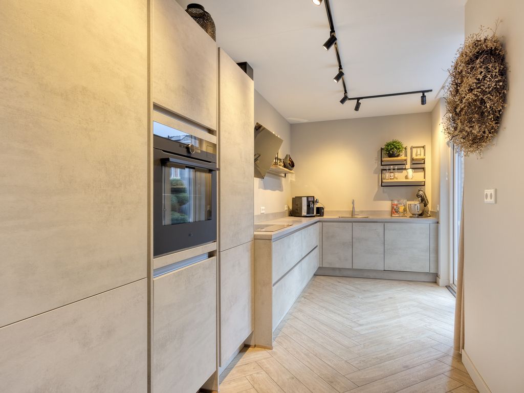 Kerkstraat 24, Poortugaal