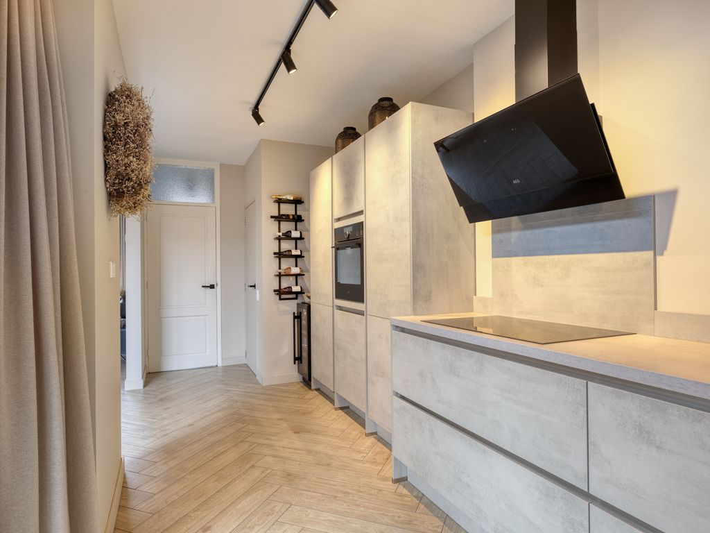 Kerkstraat 24, Poortugaal