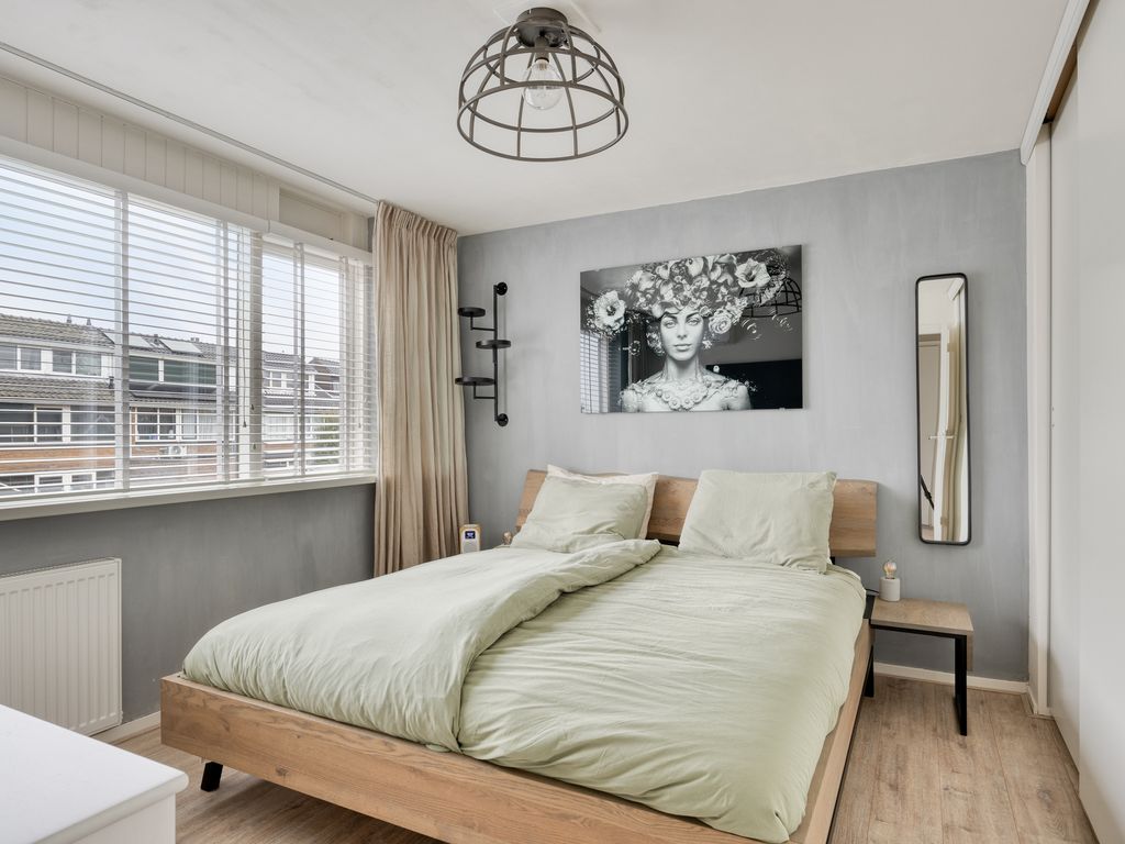 Kerkstraat 24, Poortugaal