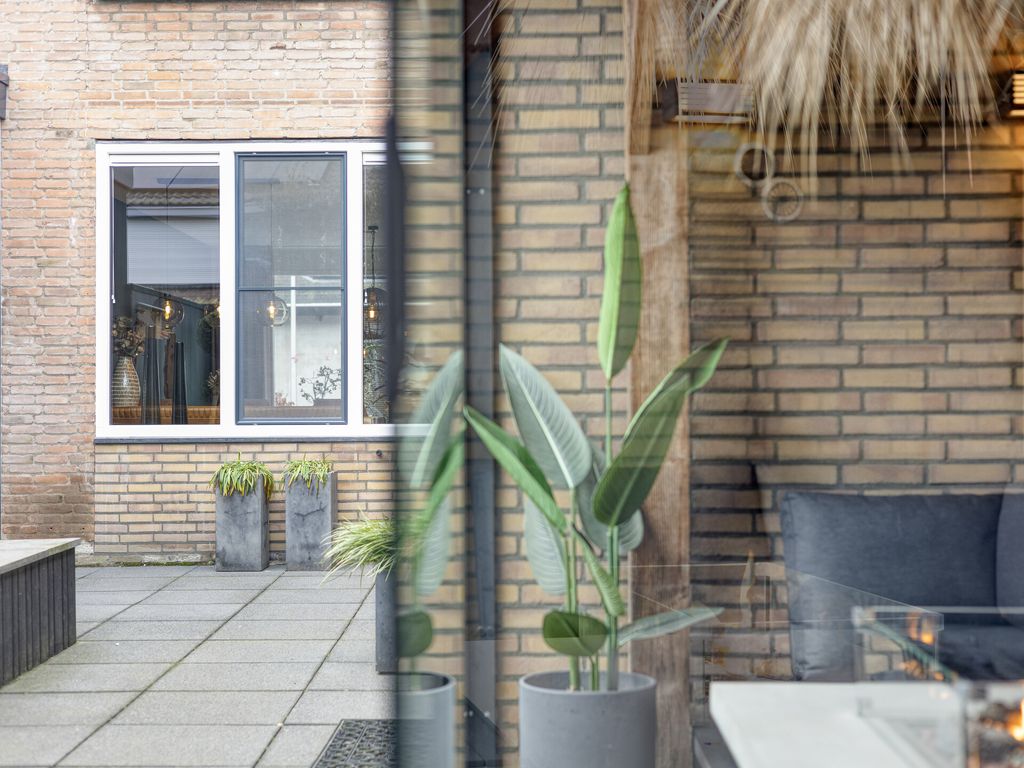 Kerkstraat 24, Poortugaal