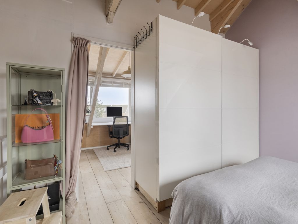 Pastoriedijk 548, Pernis