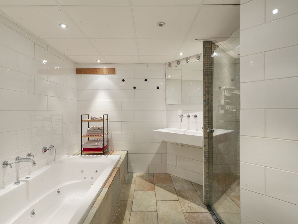 Pastoriedijk 548, Pernis