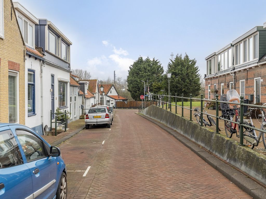 Pastoriedijk 548, Pernis