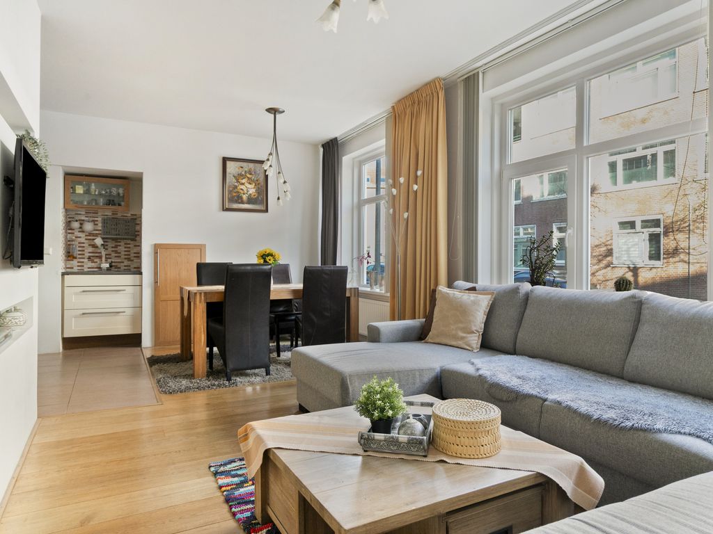 Bas Jungeriusstraat 194A, Rotterdam