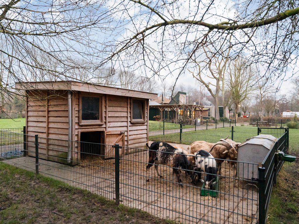 Othelloweg 295, Hoogvliet