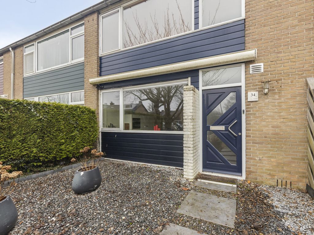 Zalmsteek 34, Hoogvliet