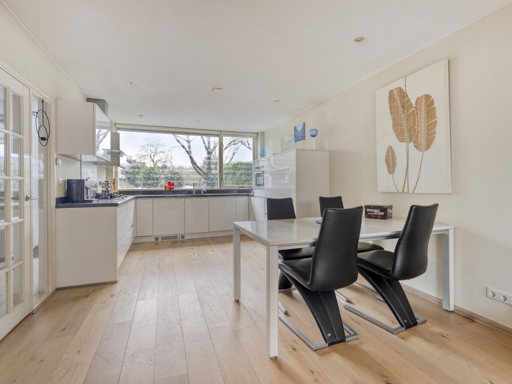 Zalmsteek 34, Hoogvliet