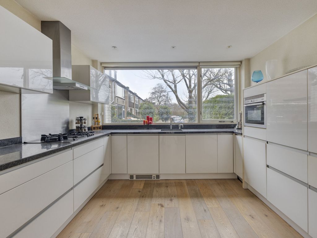 Zalmsteek 34, Hoogvliet